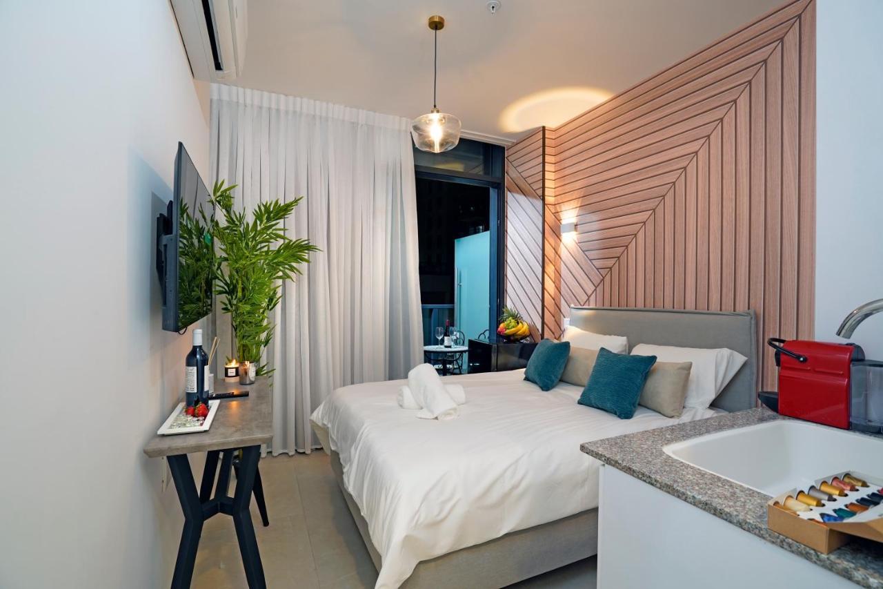 Hi-Yam Seaview Apartments & Suites - יש ממ"ד Bat Jám Kültér fotó
