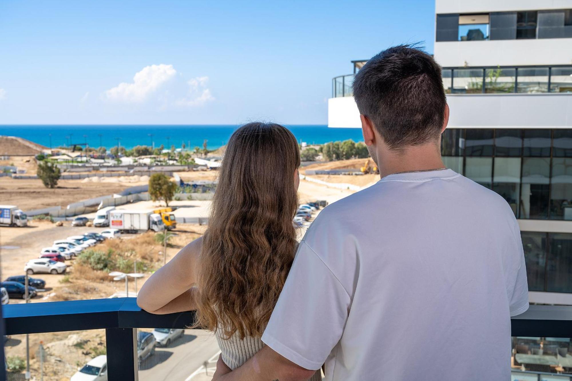 Hi-Yam Seaview Apartments & Suites - יש ממ"ד Bat Jám Kültér fotó