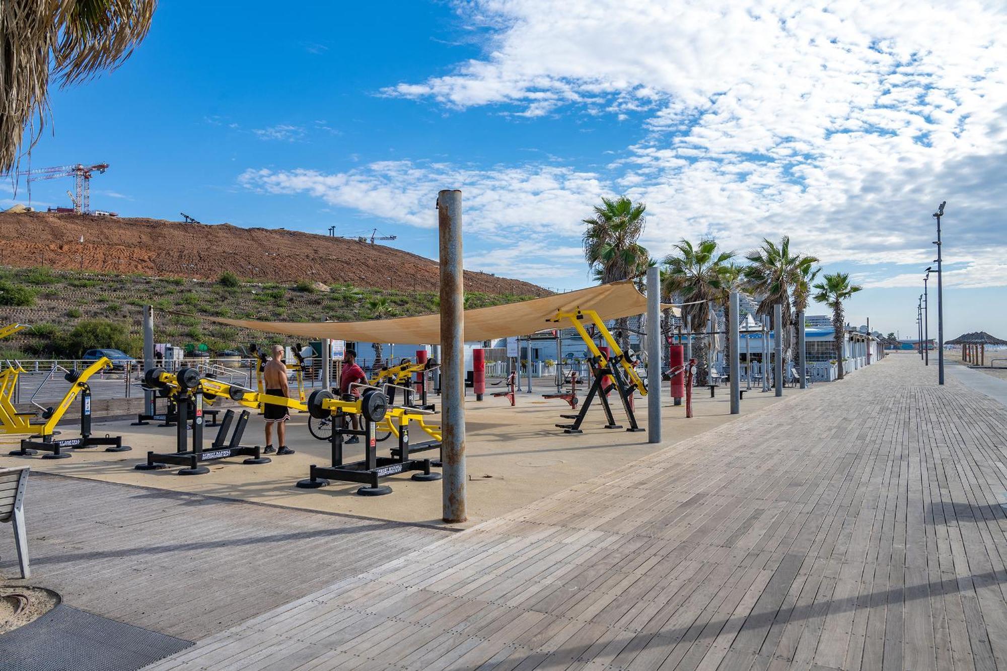 Hi-Yam Seaview Apartments & Suites - יש ממ"ד Bat Jám Kültér fotó