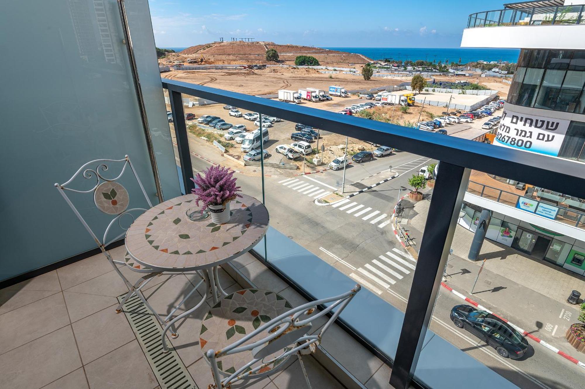 Hi-Yam Seaview Apartments & Suites - יש ממ"ד Bat Jám Kültér fotó