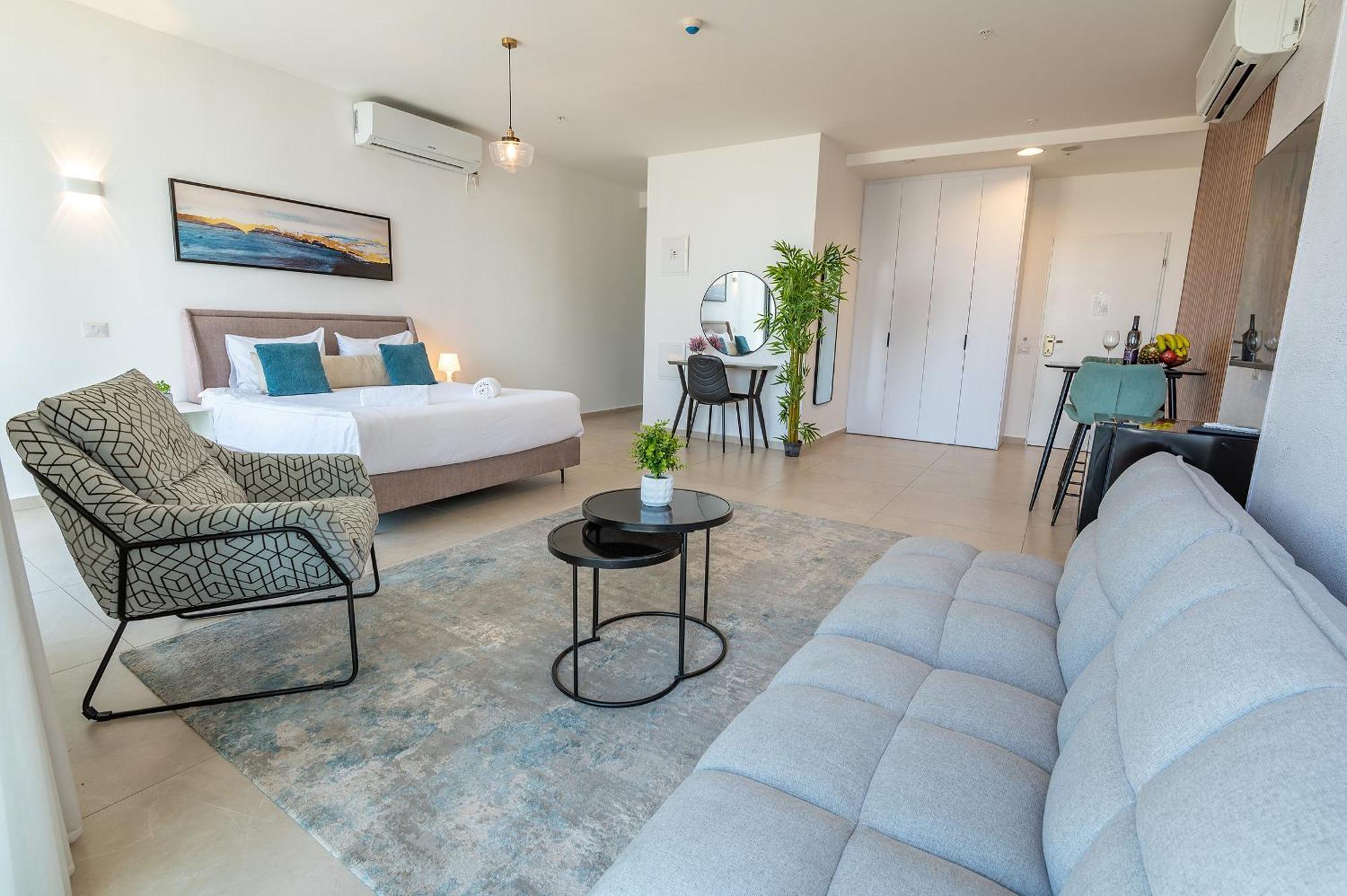 Hi-Yam Seaview Apartments & Suites - יש ממ"ד Bat Jám Kültér fotó