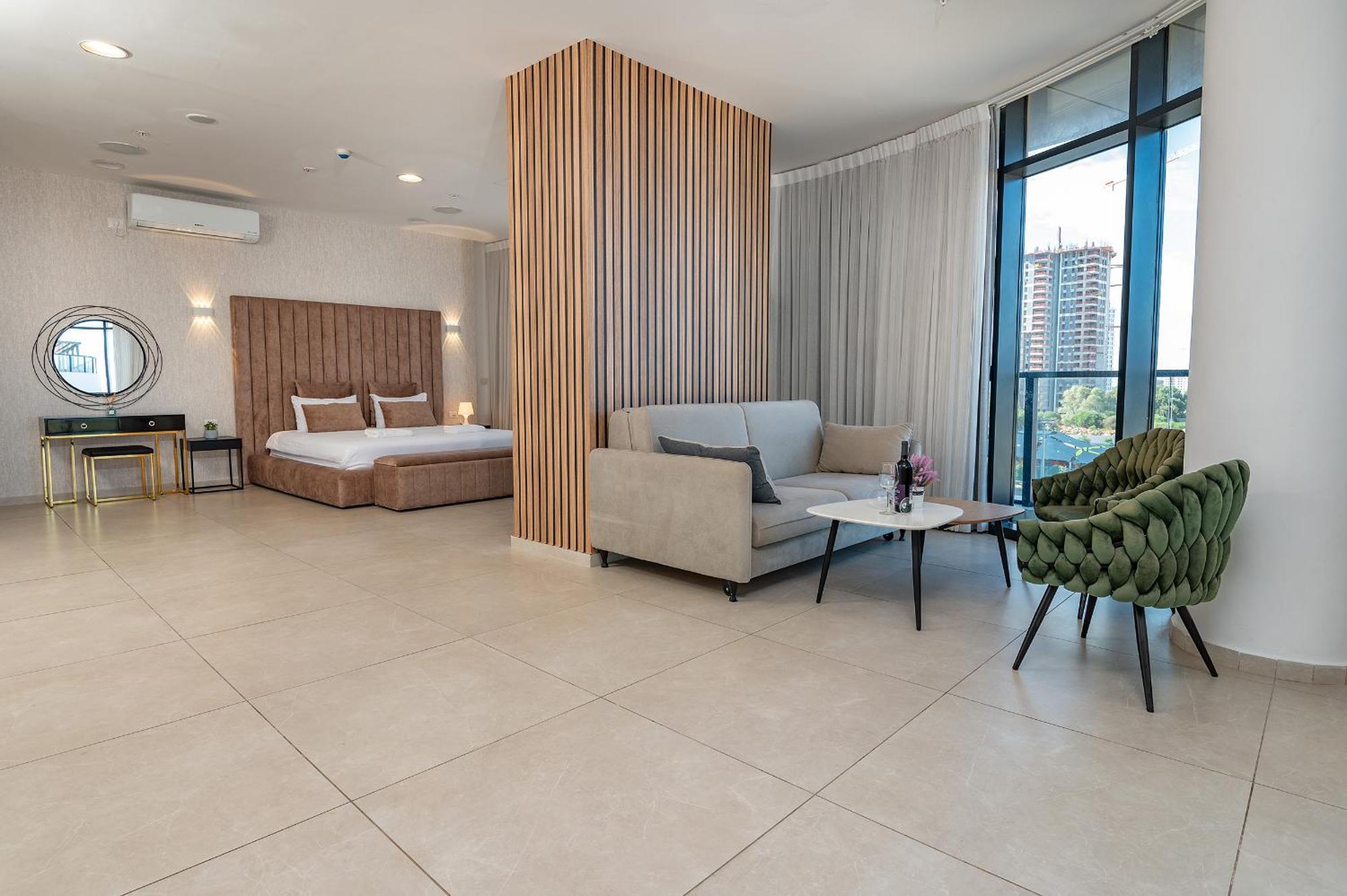 Hi-Yam Seaview Apartments & Suites - יש ממ"ד Bat Jám Kültér fotó
