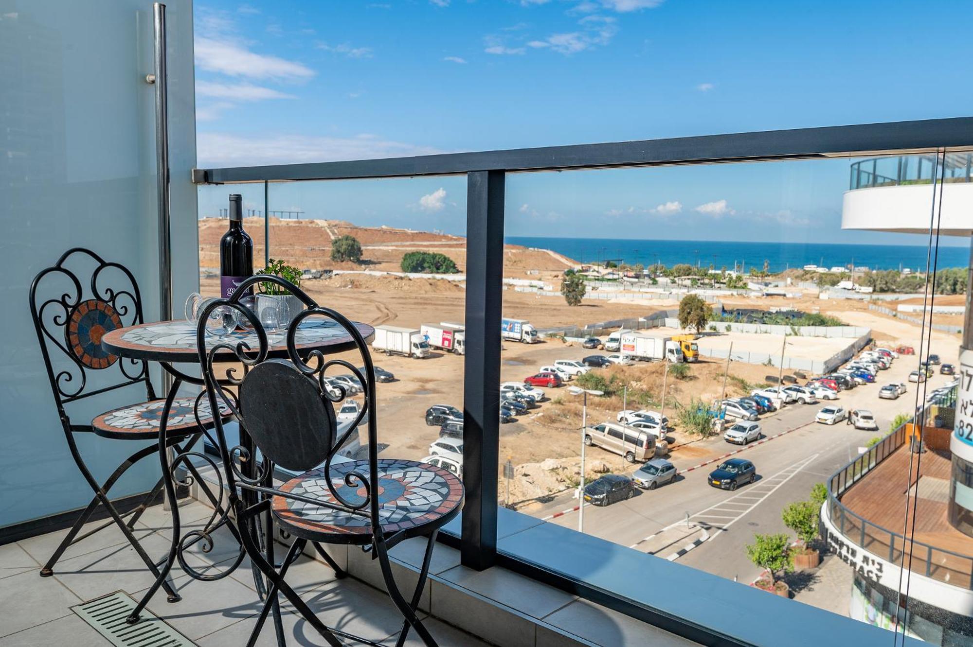 Hi-Yam Seaview Apartments & Suites - יש ממ"ד Bat Jám Kültér fotó