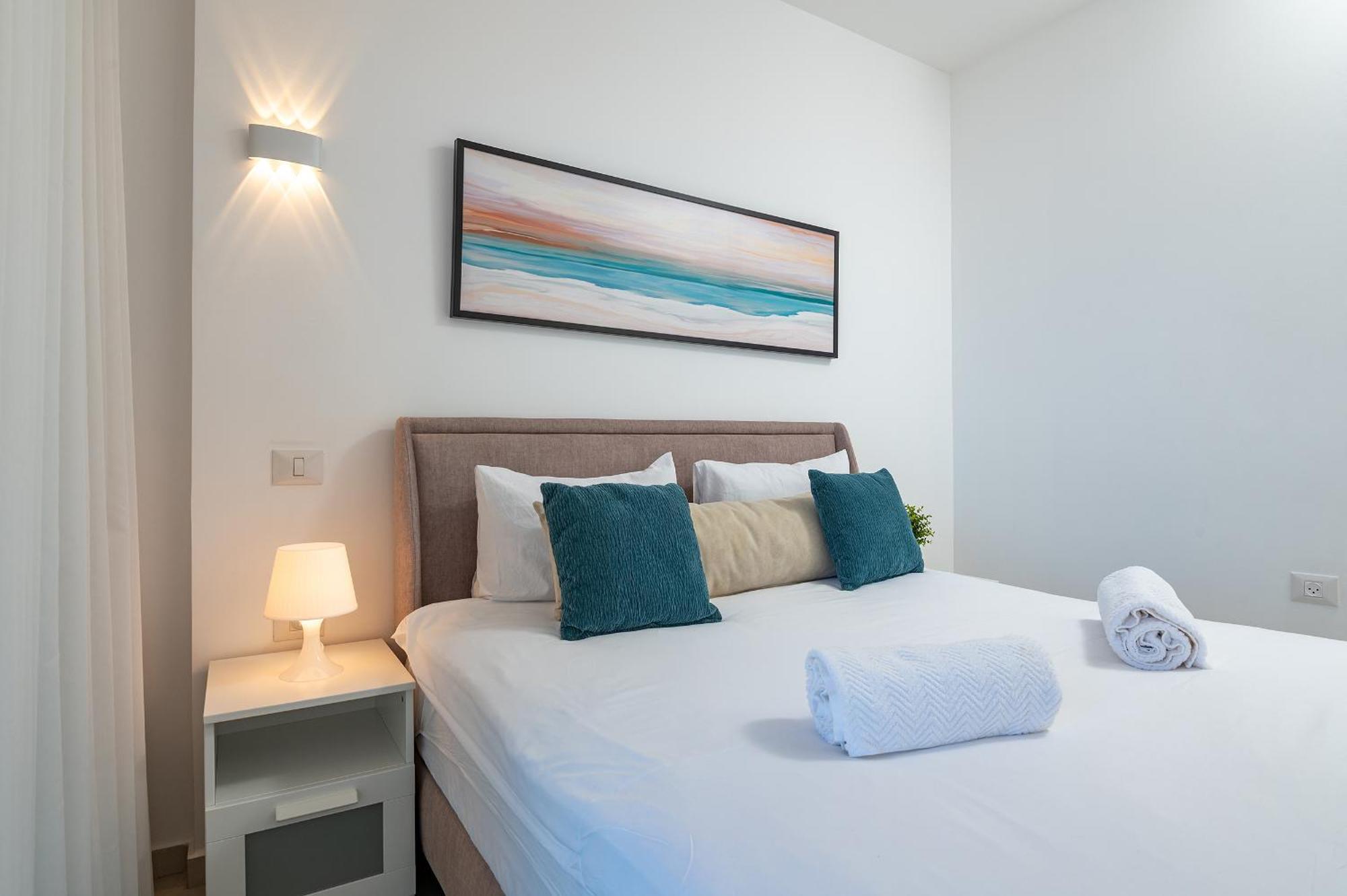 Hi-Yam Seaview Apartments & Suites - יש ממ"ד Bat Jám Szoba fotó