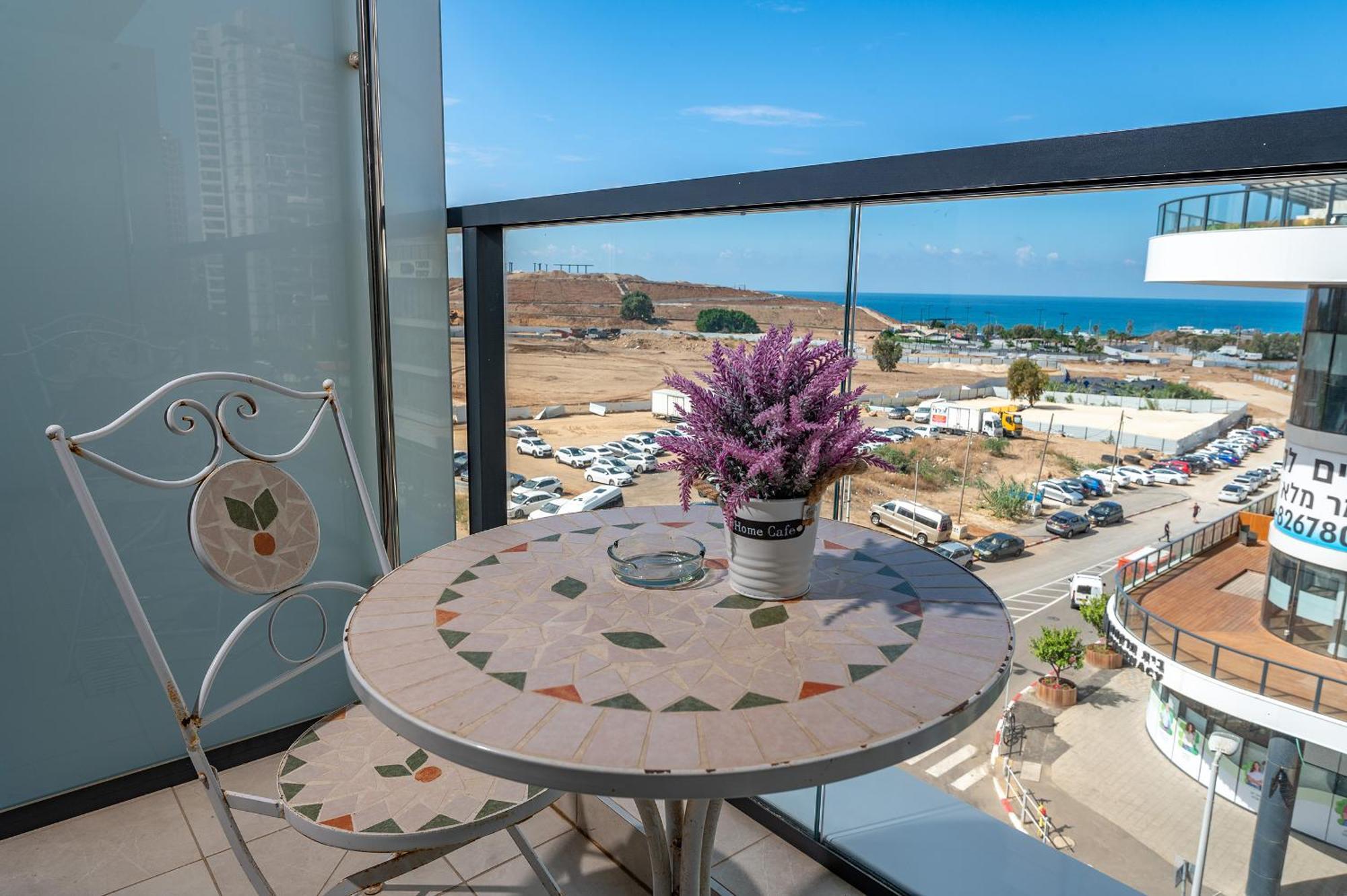 Hi-Yam Seaview Apartments & Suites - יש ממ"ד Bat Jám Szoba fotó
