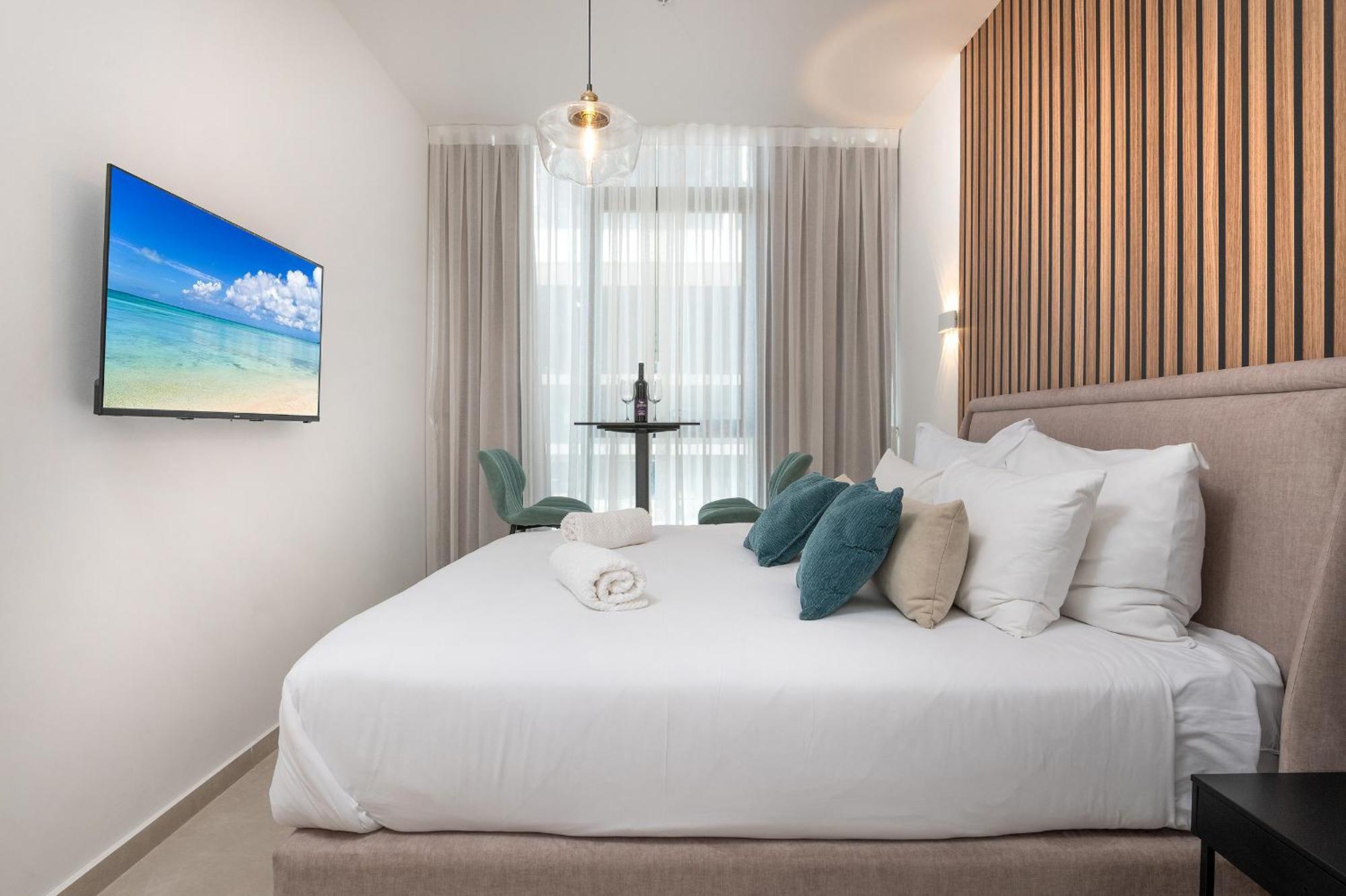 Hi-Yam Seaview Apartments & Suites - יש ממ"ד Bat Jám Szoba fotó